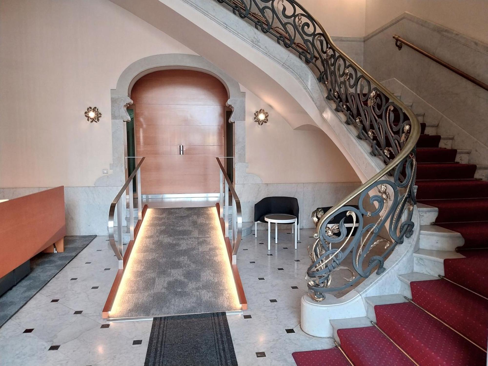 Letsgo Paseo De Gracia Apartment Barcelona Luaran gambar